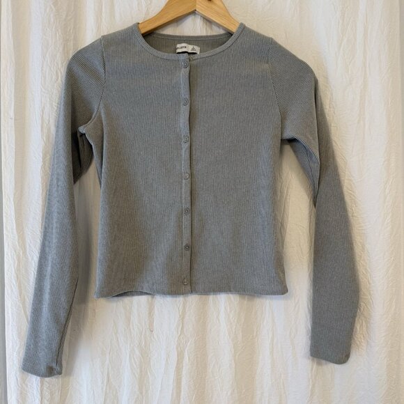 Hollister Button Front Gray Crop Top Long Sleeve Preppy Ribbed Size Small - Picture 1 of 5